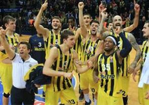 Fenerbahçe Laboral Kutxa basket maçı skor kaç kaç bitti?