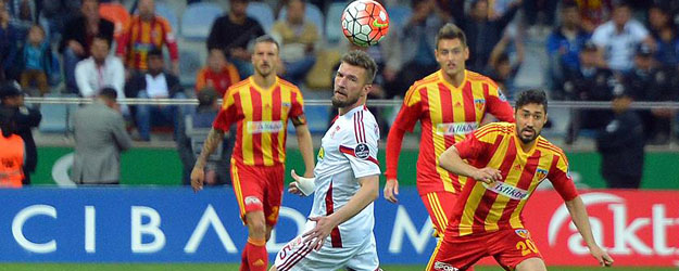 Kayserispor ligde kalmayı garantiledi