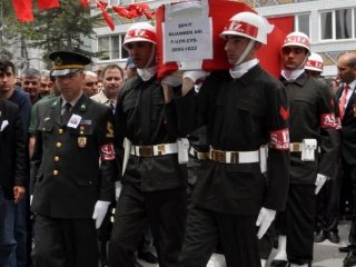 Çukurca şehitleri uğurlandı