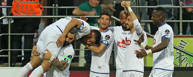Çaykur Rizespor'da kümede kalma sevinci