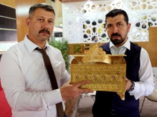 Altın sandığı Dubaili iş adamı aldı