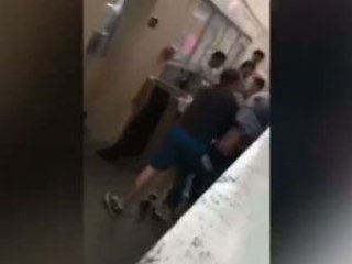 Öğretmen ile öğrencinin dehşete düşüren kavgası