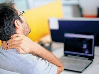 Ofiste göz sağlığını korumanın 8 yolu