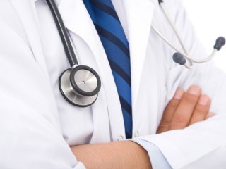 Hain sağlıkçılar görevden atıldı