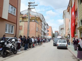 Şehidimiz yine gariban aileden!