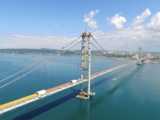 Geçiş köprüsü Ramazan'a hazırlanıyor