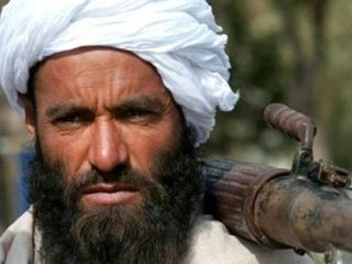 Taliban lideri Mansur öldürüldü