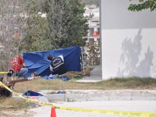 Çeşme'de kanlı infaz!