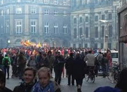 Hollanda'daki Galatasaraylıların şampiyonluk coşkusu