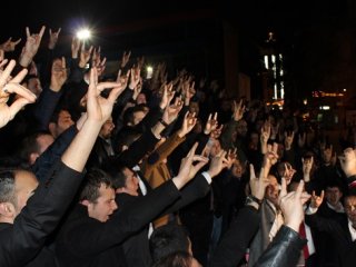 Ülkücüler: FETÖ gölge etmesin yeter, başka ihsan istemez!