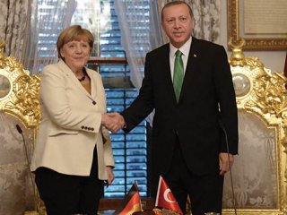 Merkel'den Erdoğan'a mesaj