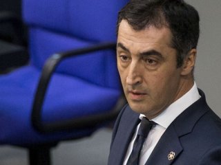 Cem Özdemir'den Erdoğan'a küstah cevap