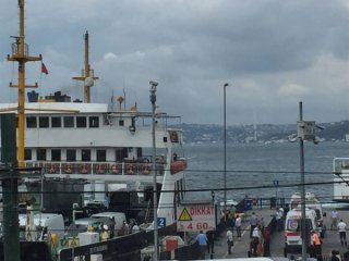 Eminönü'nde vapur kazası!