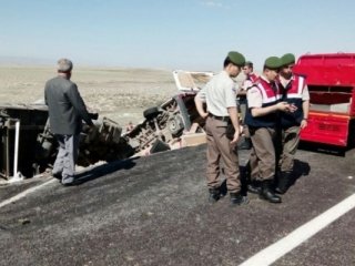 Ankara'da feci kaza: 3 ölü, 7 yaralı!