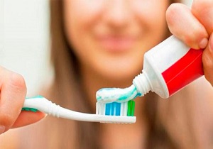 2016 Diş fırçalamak orucu bozar mı?