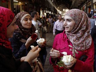 Suriyelilerin 2 milyar lirası Türkiye'de