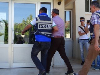 ’MİT’çiyim’ deyip 500 bin TL dolandırmış