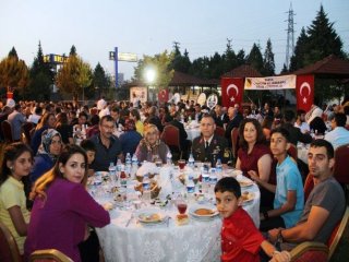 Garnizonda anlamlı iftar