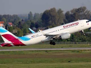 Sabırsız pilot yolcuları almadan havalandı