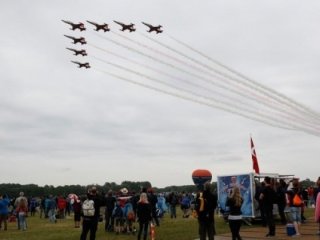 Türk Yıldızları Avrupa'yı fethetti