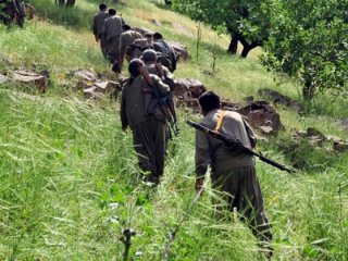 PKK'da yaşanan panik telsiz konuşmalarına yansıdı