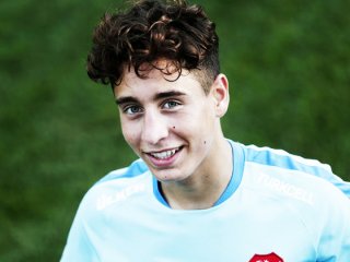 Emre Mor'dan anlamlı paylaşım!
