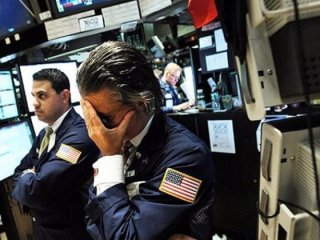 900 milyar dolar buharlaştı