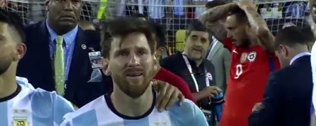 Messi gözyaşlarını tutamadı