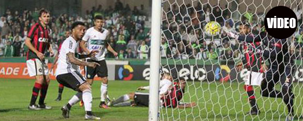Colin Kazım'dan tarihe geçen gol!