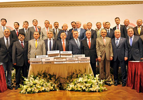 Anayasa özgürlüklerden başladı
