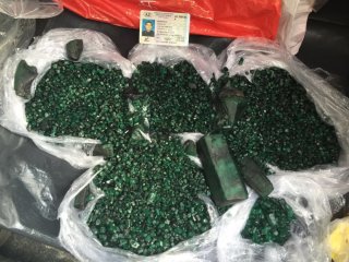 İstanbul’da milyonluk zümrüt operasyonu