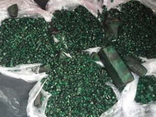 İstanbul'da 1 milyonluk zümrüt ele geçirildi