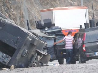 Hakkari'de korkutan görüntü! 7 yaralı