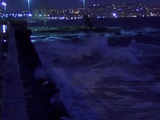 Bakırköy sahilinde erkek cesedi bulundu