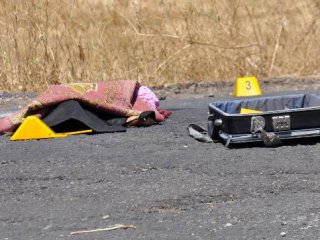 Şanlıurfa'nın Siverek İlçesi'nde otomobili taradılar!