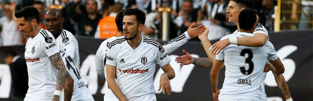 Beşiktaş'ta flaş ayrılık! F.Bahçe'ye gidiyor