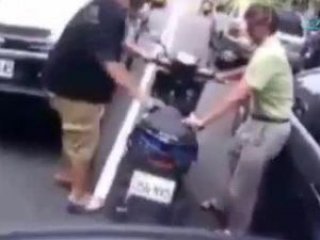 Yardım etmek isterken ortalığı birbirine kattı