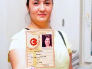 Üç isimli üniversiteli genç kızın kimliğini görenler şaşıryor!