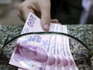 Emekli maaşı blokesine mahkeme freni