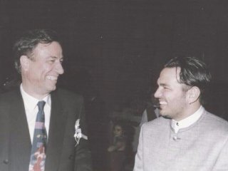 Memur gülmekten nikahı kıyamamış