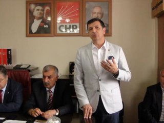 Ezan CHP'lilerin kafasını karıştırdı