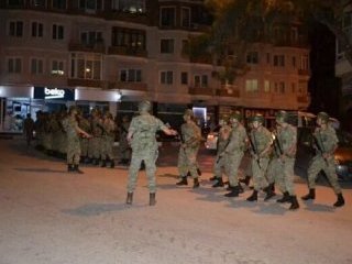 Genelkurmay'daki darbeci askerler öldürüldü