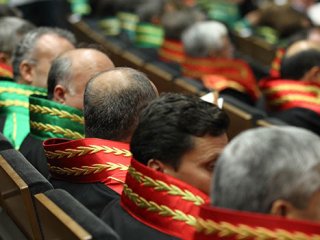 Tüm hakim ve savcıların izinleri iptal edildi