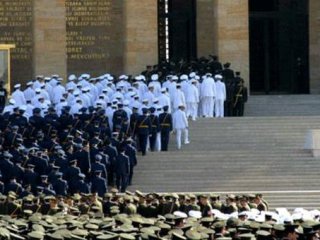 Listedeki komutanlar: Hain değiliz