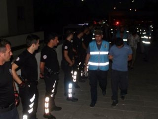 Darbeci 100 asker adliyeye sevk edildi