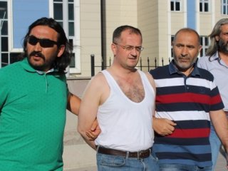 Darbeci subay inkar da etmedi ifade de vermedi