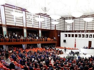 Meclis'e giriş çıkışlar kapatıldı yalanı paniğe dönüştü!