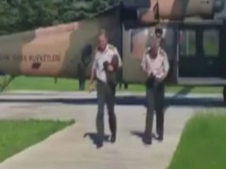 Mehmet Dişli'yi Hulusi Akar yakalattı!