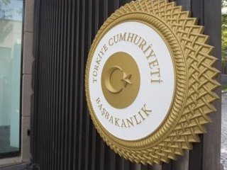 Başbakanlık çalışanlarının kimliklerine el konuldu