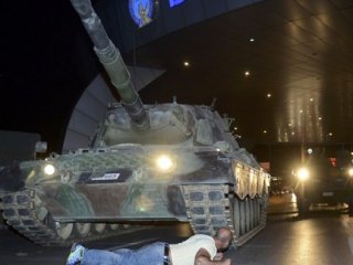 40 bin kişilik FETÖ’cü listesi ele geçirildi